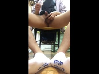 学生宿舍白袜飞机(老视频)jerking Gone To Blanched Sox